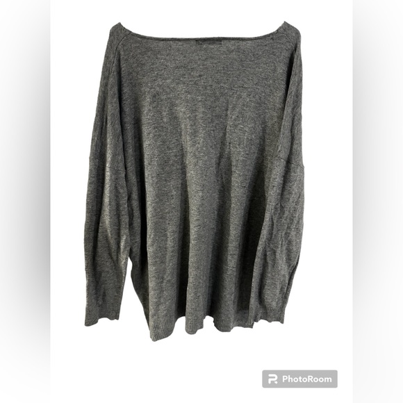 She & Sky Oversized High Low Sweater - Picture 7 of 8